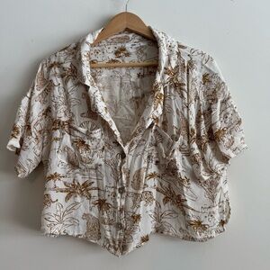 O’Neil tropical button down cropped short sleeve shirt size medium
